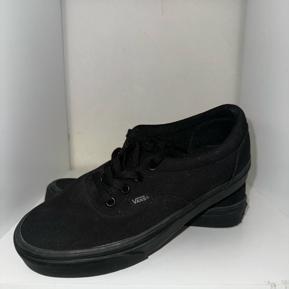 Low top vans